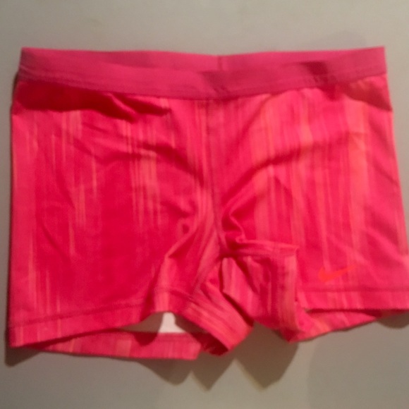 Nike Dry Fit Training Shorts - Picture 8 of 8